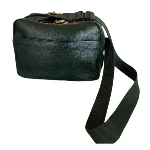 Louis Vuitton Reporter Green Taiga Leather Medium Shoulder Bag Authentic… - Picture 1 of 12